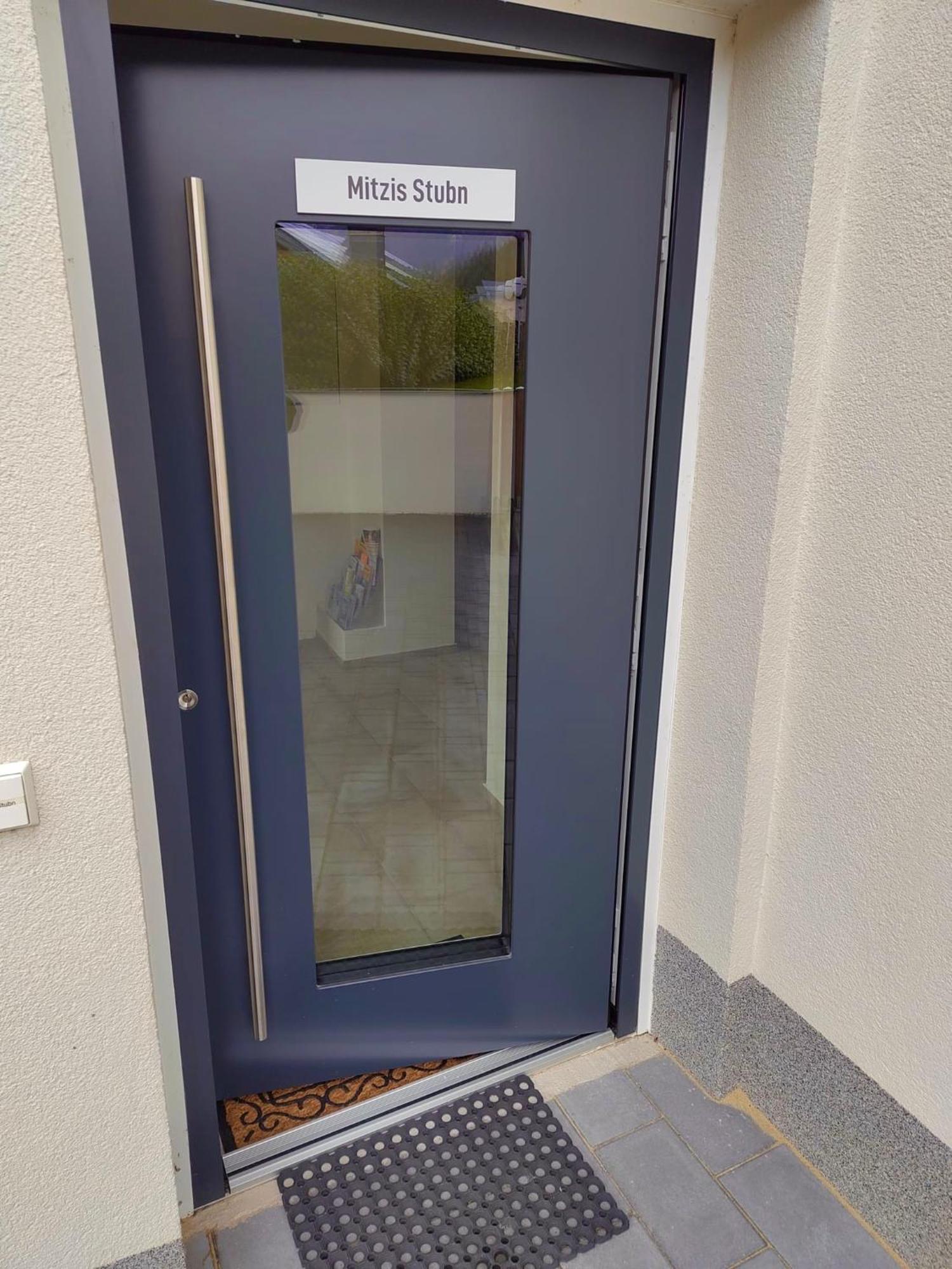 Mitzis Stubn Apartments - Bad Goisern - 24-Hour Self Check-In Eksteriør billede